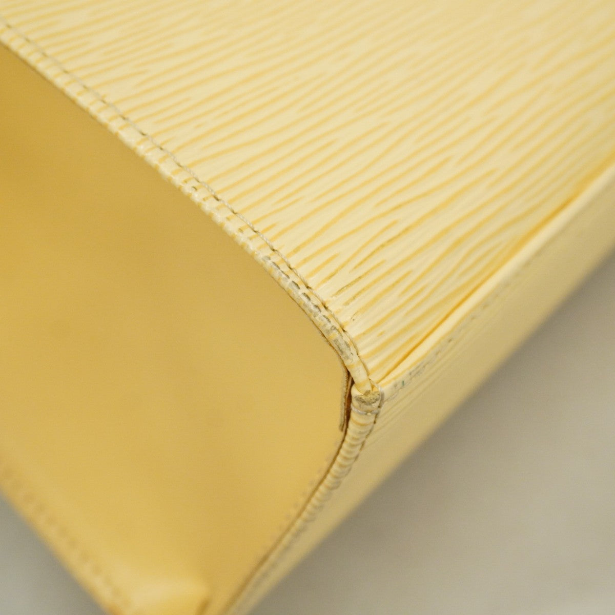 ★在庫処分★最終価格★SALE【6ab1147】ルイヴィトン ハンドバッグ エピ クロワゼット M5249A ヴァニラ【中古】レディース