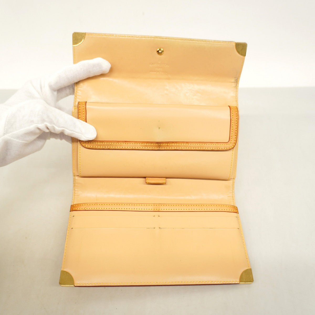 6ab1556】ルイヴィトン 三つ折り長財布 モノグラム・マルチカラー