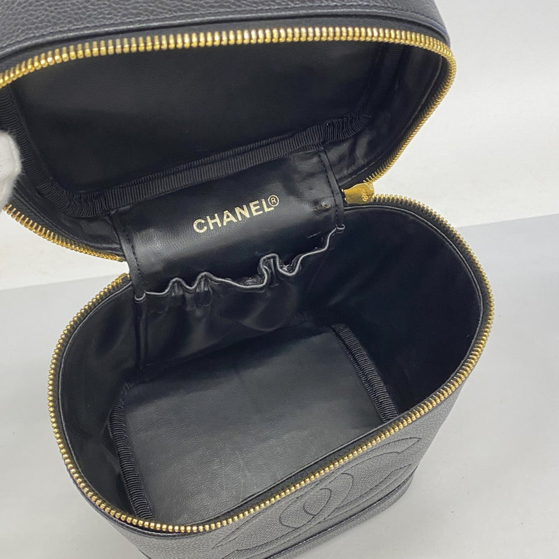 【6ad4157-k-r】シャネル バニティバッグ キャビアスキン ブラック ゴールド金具【中古】レディース