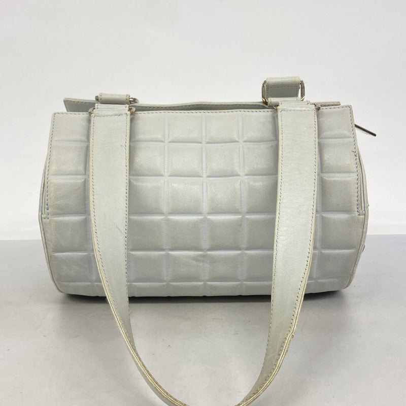 【6ae5147-k】シャネル ハンドバッグ チョコバー ラムスキン ブルー シルバー金具【中古】レディース