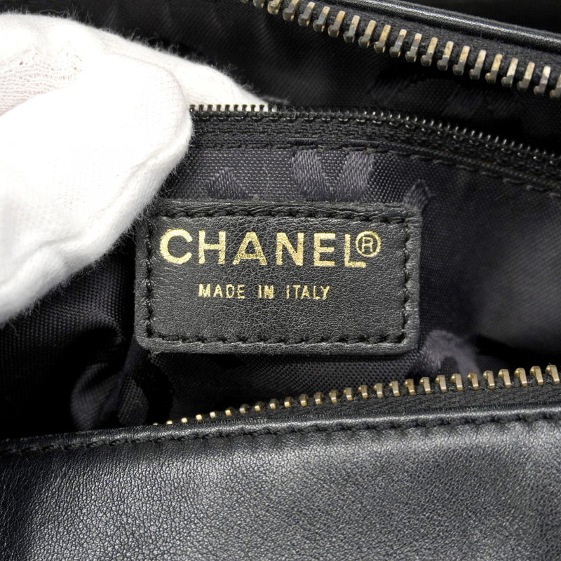 【6ae5179-k】シャネル ショルダーバッグ ワイルドステッチ ラムスキン ブラック ゴールド金具【中古】レディース