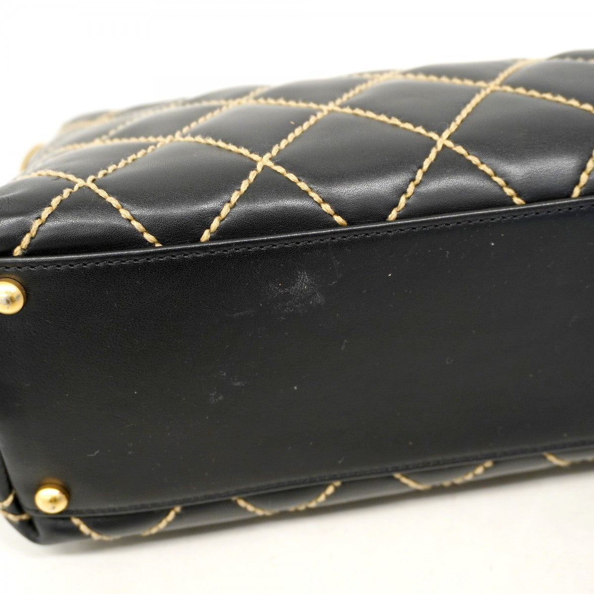 【6ae5179-k】シャネル ショルダーバッグ ワイルドステッチ ラムスキン ブラック ゴールド金具【中古】レディース