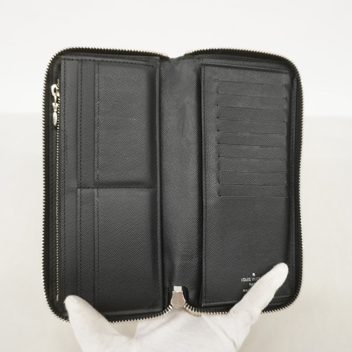 【6ae5207】ルイヴィトン 長財布 タイガ ジッピーウォレットヴェルティカル M30503 ノワール【中古】メンズ