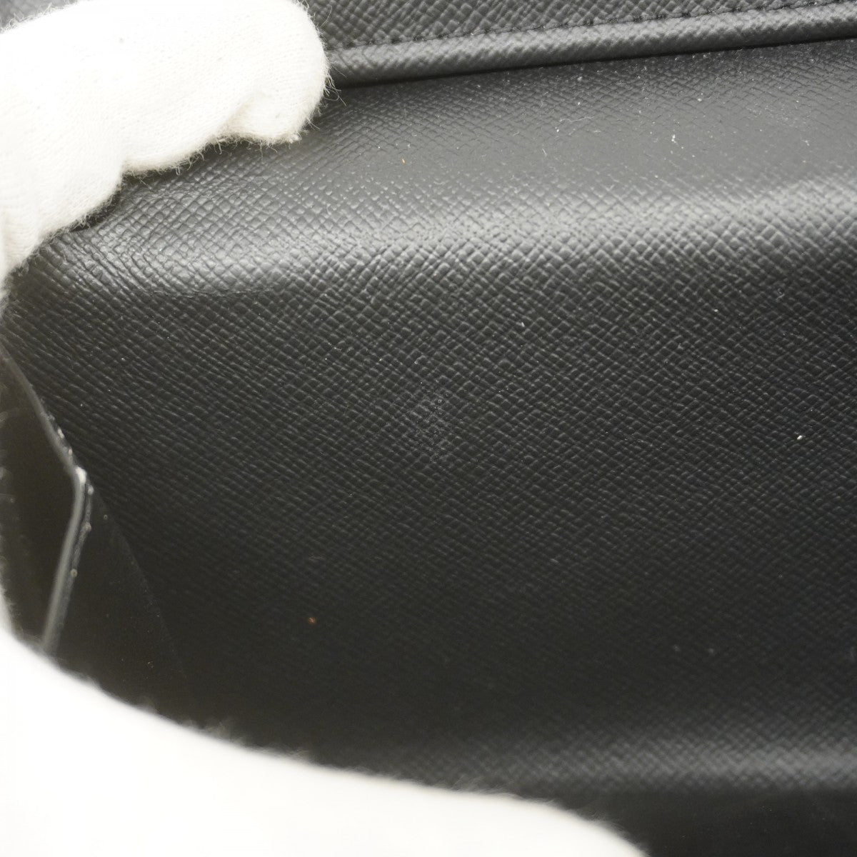 【6ae5207】ルイヴィトン 長財布 タイガ ジッピーウォレットヴェルティカル M30503 ノワール【中古】メンズ