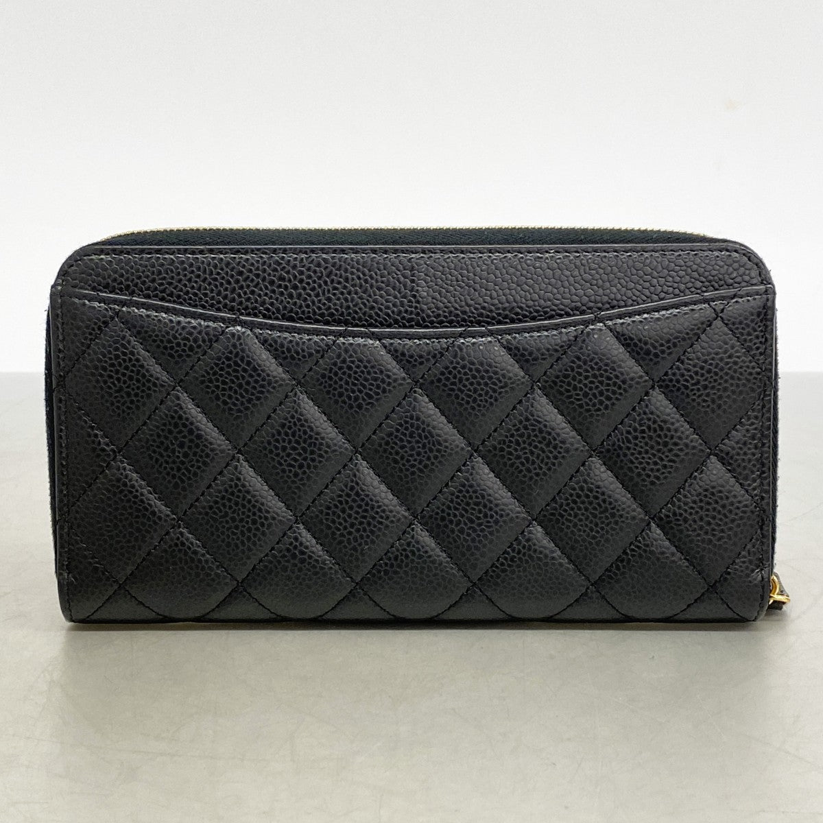 【6ae5572-k】シャネル 長財布 マトラッセ キャビアスキン ブラック ゴールド金具【中古】レディース