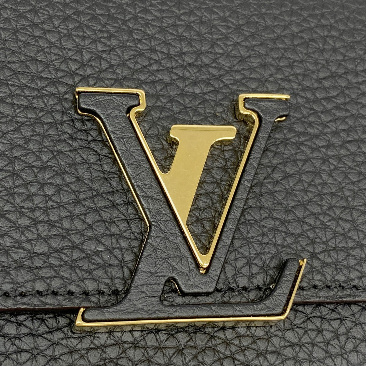 【6ae5610】ルイヴィトン 長財布 トリヨン ポルトフォイユカプシーヌ M61248 ノワール【中古】レディース