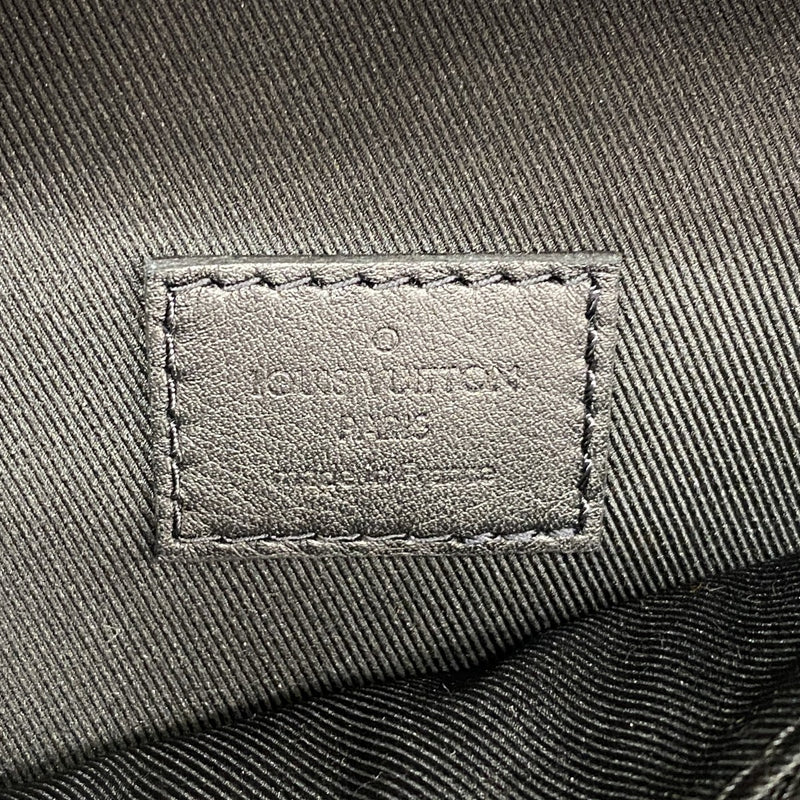 【6ae5641】ルイヴィトン ボディバッグ モノグラム・シャドウ ディスカバリーバムバッグ M44388 ブラック【中古】メンズ