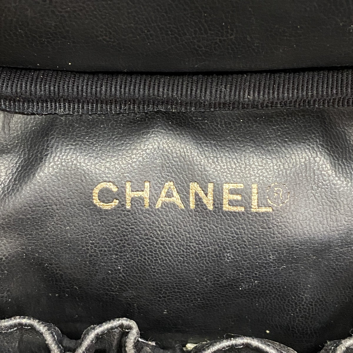 【6ae5647】シャネル バニティバッグ キャビアスキン ブラック ゴールド金具【中古】レディース