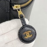 【6ae5647】シャネル バニティバッグ キャビアスキン ブラック ゴールド金具【中古】レディース