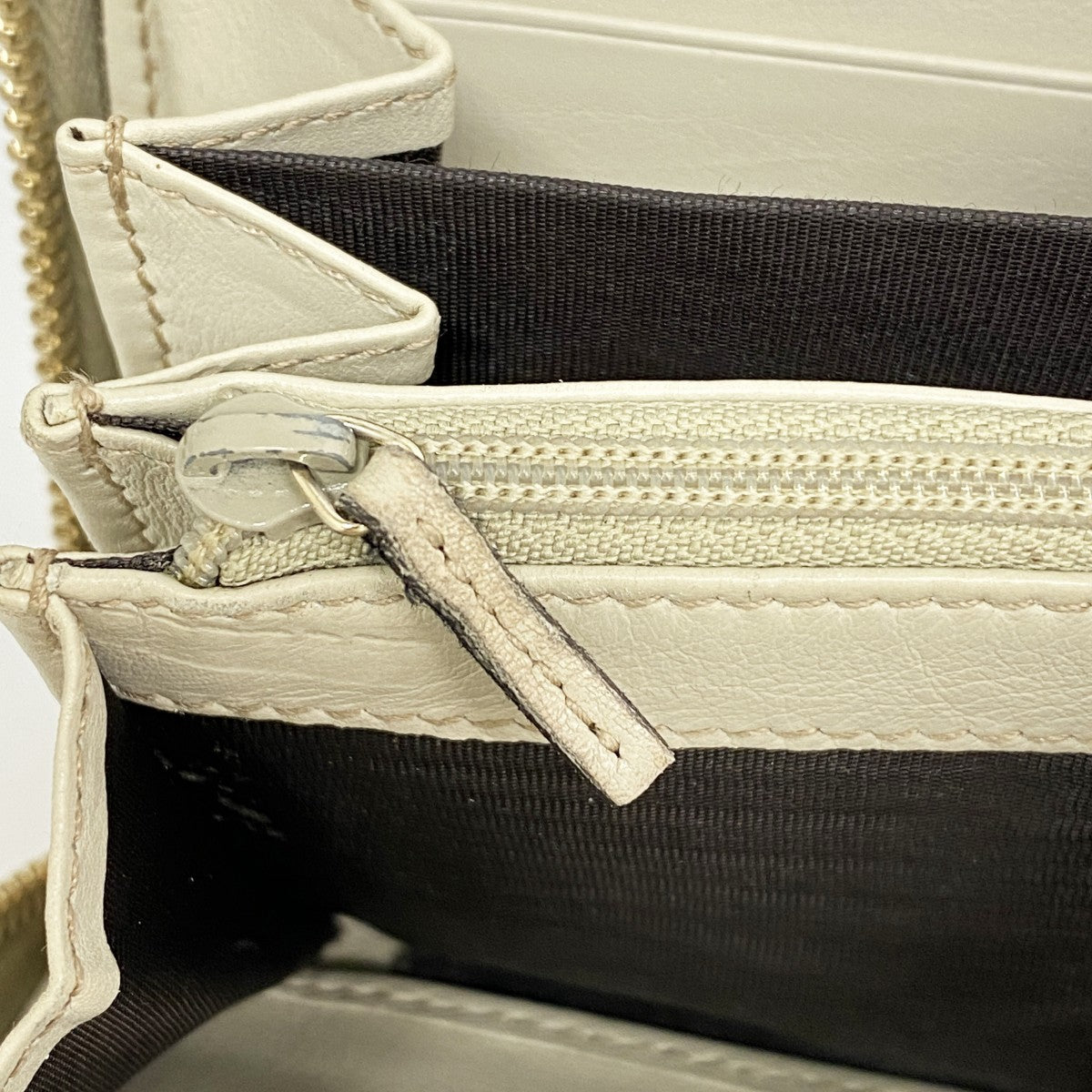 【6ae5648】グッチ 長財布 グッチシマ 394005 レザー アイボリー シャンパンゴールド金具【中古】メンズ レディース ユニセックス