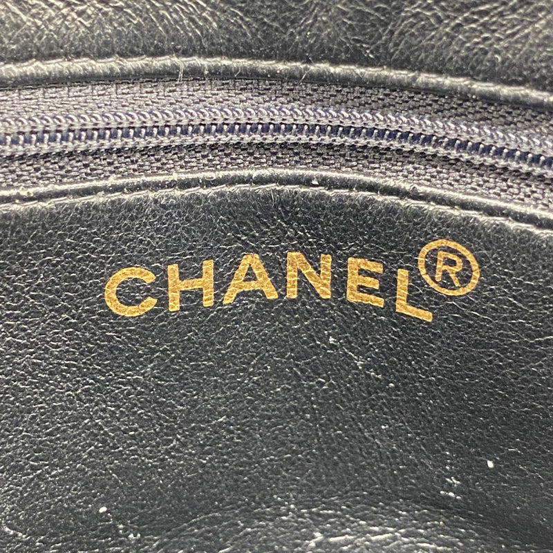 【6ae5650-k】シャネル ショルダーバッグ マトラッセ ラムスキン ブラック ゴールド金具【中古】レディース