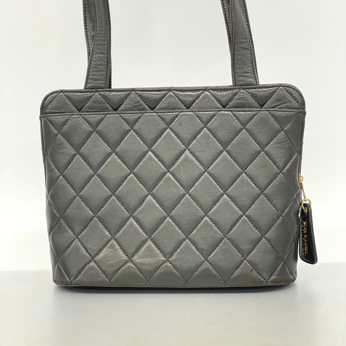 【6ae5650-k】シャネル ショルダーバッグ マトラッセ ラムスキン ブラック ゴールド金具【中古】レディース