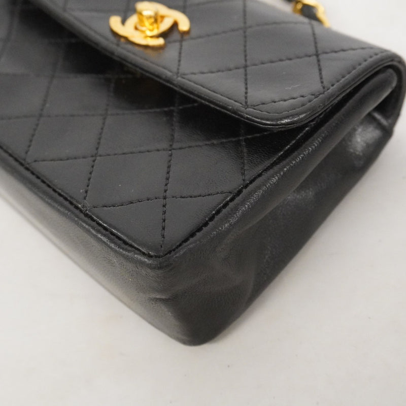 ★在庫処分★最終価格【6bb1589-k】シャネル ショルダーバッグ ミニマトラッセ チェーンショルダー ラムスキン ブラック ゴールド金具【中古】レディース