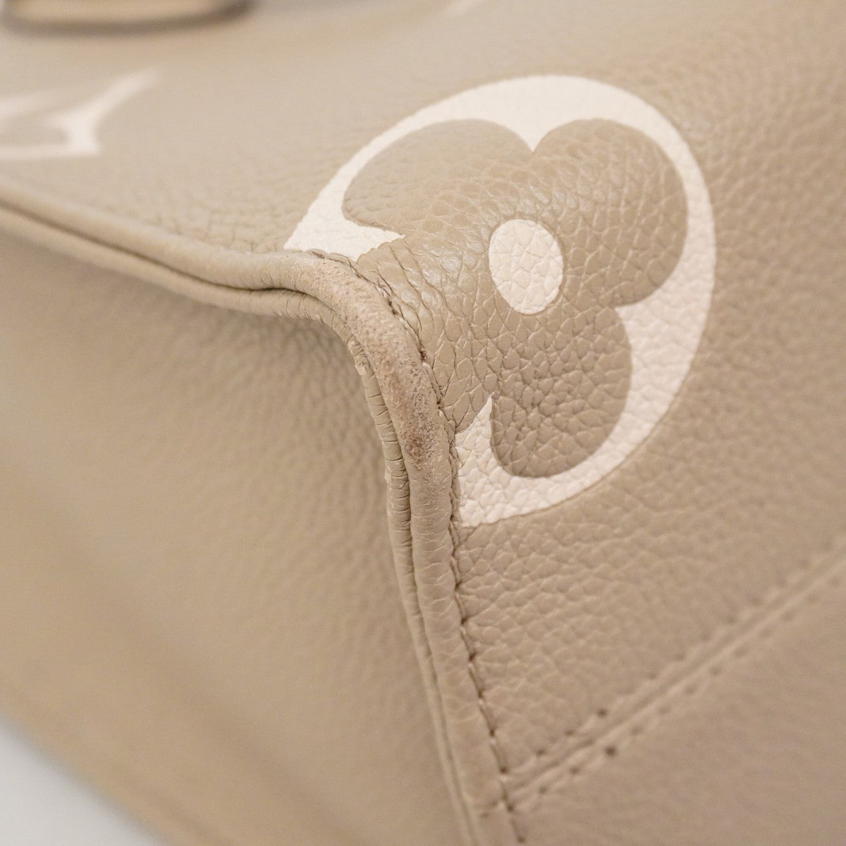 ★在庫処分★最終価格★SALE【6bb2164】ルイヴィトン ハンドバッグ モノグラム・アンプラント バイカラー オンザゴーPM M45779 トゥルトレール/クレーム 2wayバッグ【中古】レディース