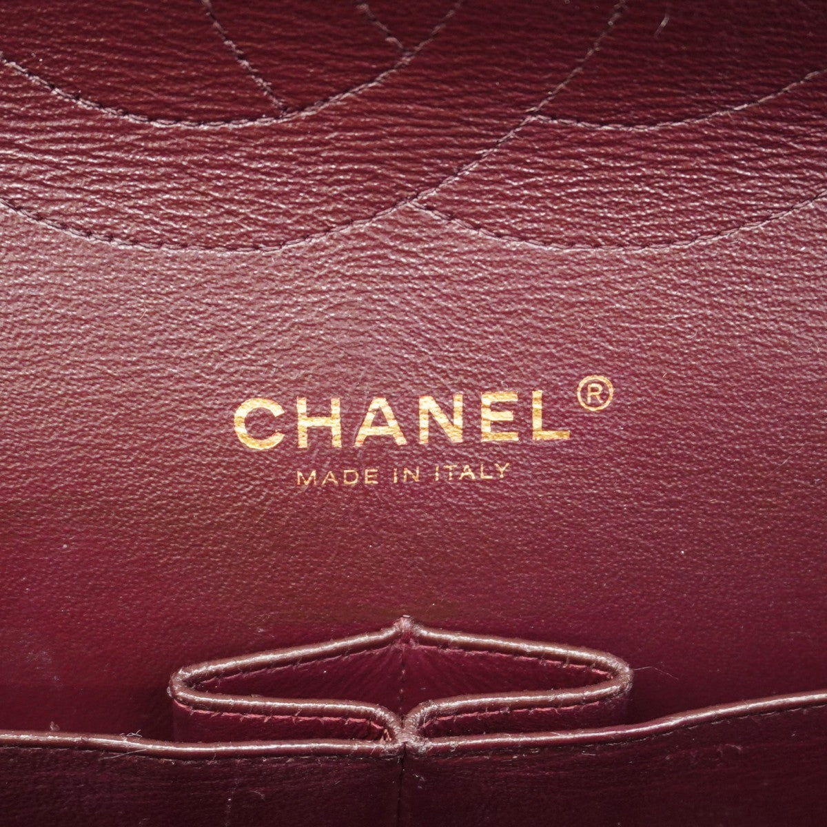 ★SALE【6bc4213】シャネル ショルダーバッグ デカマトラッセ Wフラップ Wチェーン キャビアスキン ブラック ゴールド金具【中古】レディース