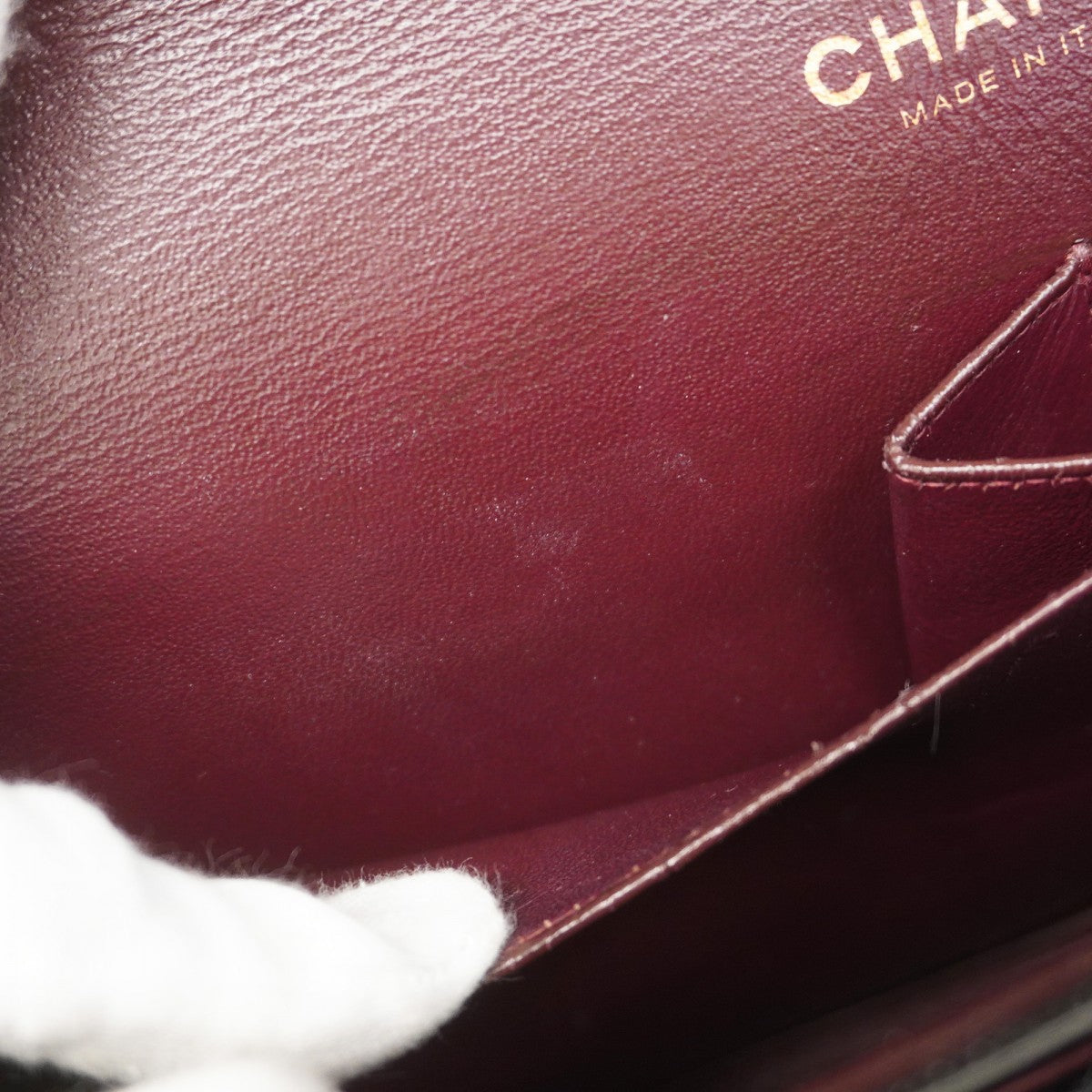 ★SALE【6bc4213】シャネル ショルダーバッグ デカマトラッセ Wフラップ Wチェーン キャビアスキン ブラック ゴールド金具【中古】レディース