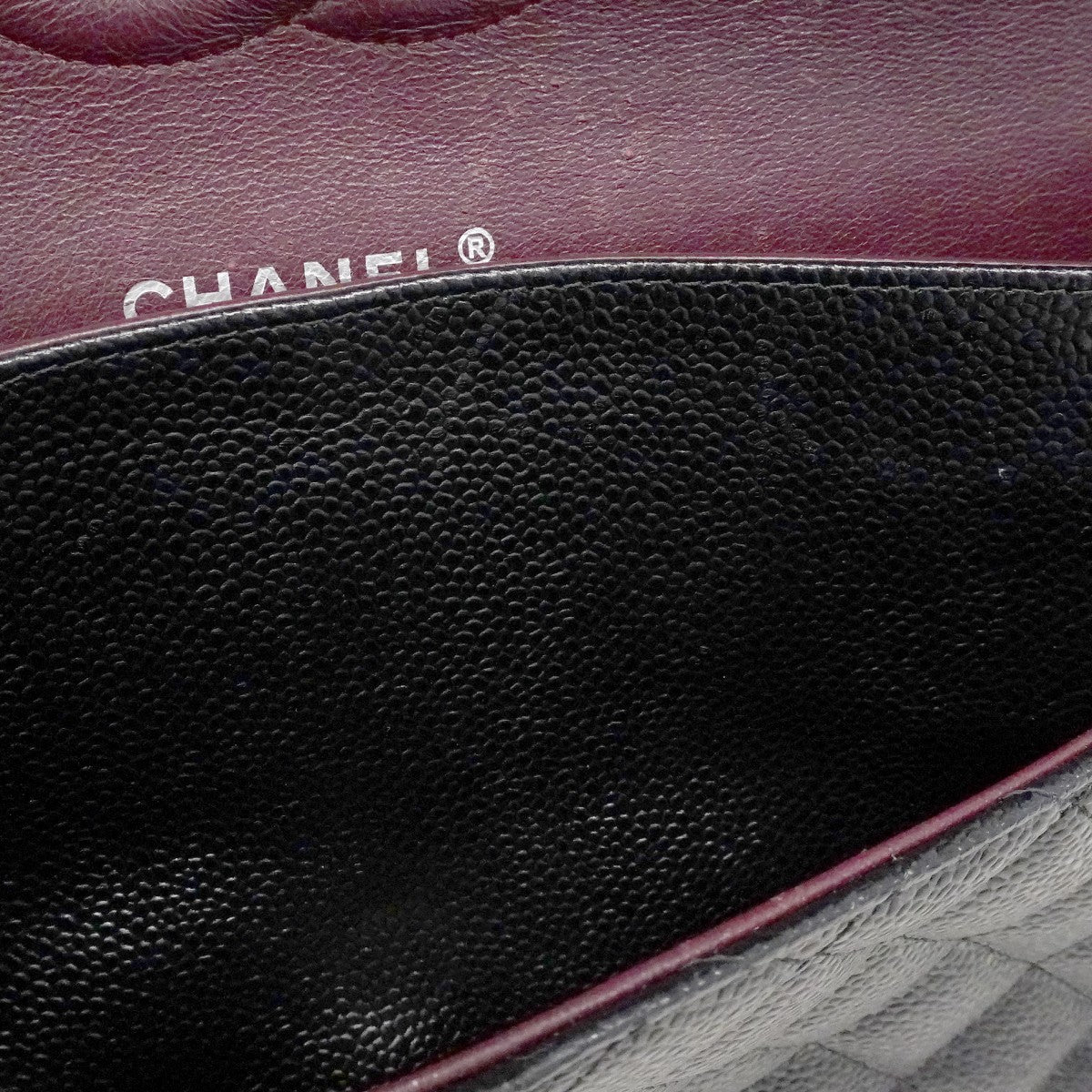 ★SALE【6bd4648】シャネル ショルダーバッグ マトラッセ Wフラップ Wチェーン キャビアスキン ブラック シルバー金具【中古】レディース