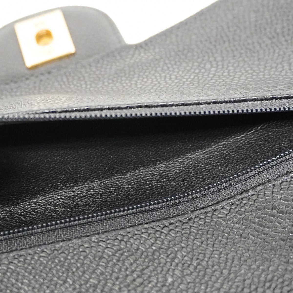 【6ca0338】シャネル ショルダーバッグ マトラッセ Wフラップ Wチェーン キャビアスキン ブラック ゴールド金具【中古】レディース