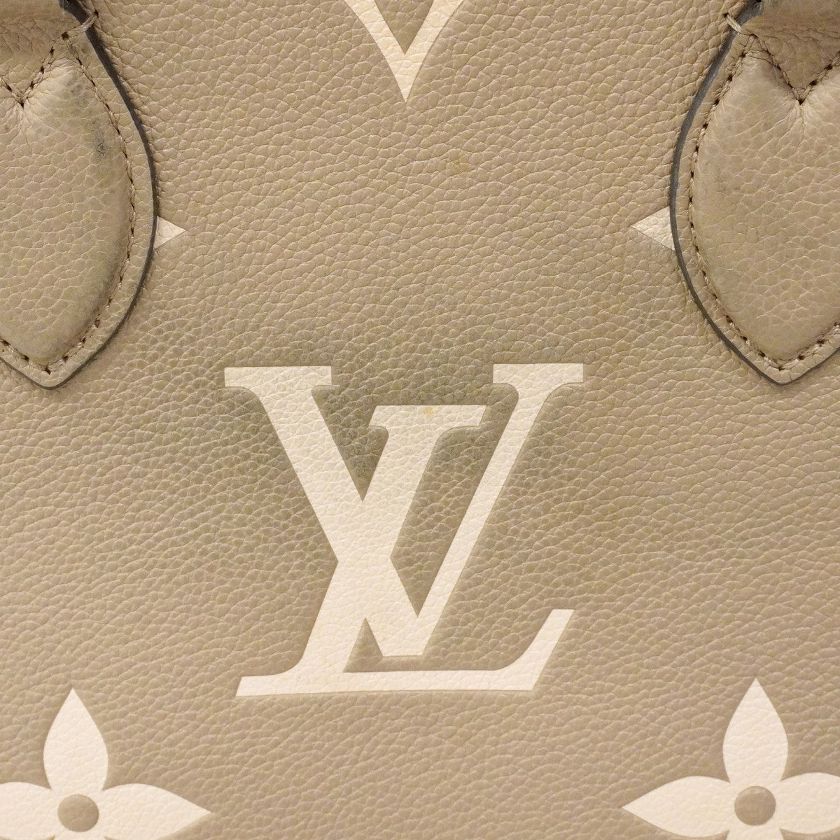 【6ca0926】ルイヴィトン ハンドバッグ モノグラム・アンプラント バイカラー オンザゴーPM M45779 トゥルトレール クレーム 2wayバッグ【中古】レディース