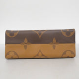 【6ca1039】ルイヴィトン トートバッグ モノグラム・ジャイアント/ リバース オンザゴーMM M45321 ブラウン 2wayバッグ【中古】レディース