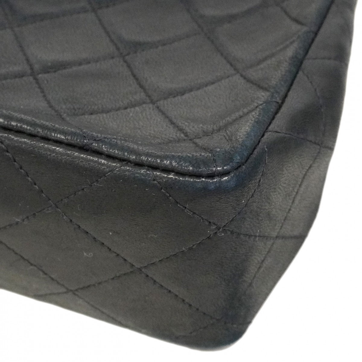 【6ca1204-k】シャネル ショルダーバッグ ミニマトラッセ チェーンショルダー ラムスキン ブラック ゴールド金具【中古】レディース