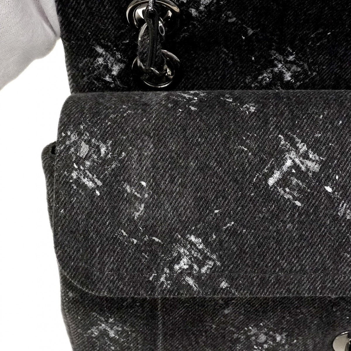 【6ca1263】シャネル ショルダーバッグ マトラッセ Wフラップ Wチェーン デニム ブラック シルバー金具【中古】レディース