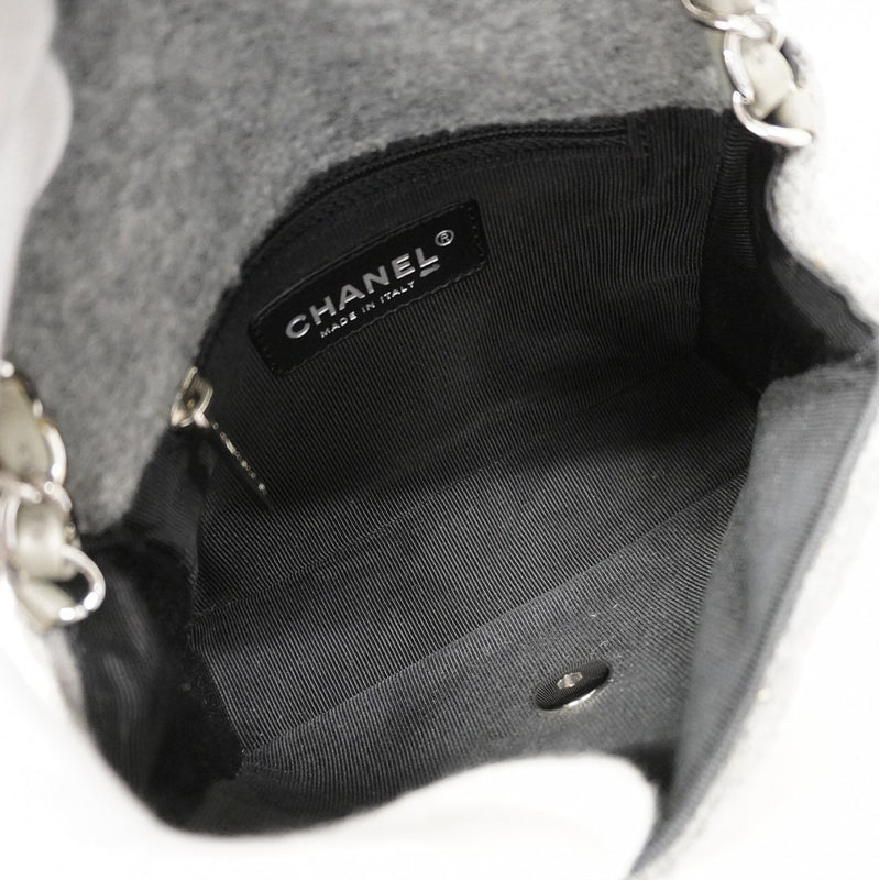 【6ca1308】シャネル ショルダーバッグ ミニマトラッセ チェーンショルダー ウール グレー シルバー金具【中古】レディース