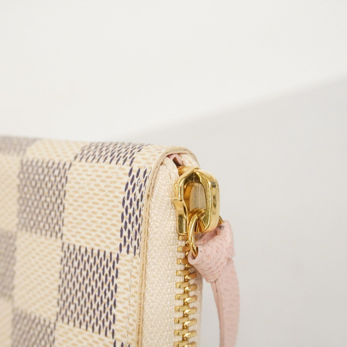 【6ca1373-k】ルイヴィトン 長財布 ダミエ・アズール ポルトフォイユクレマンス N61264 ホワイト ローズバレリーヌ【中古】レディース