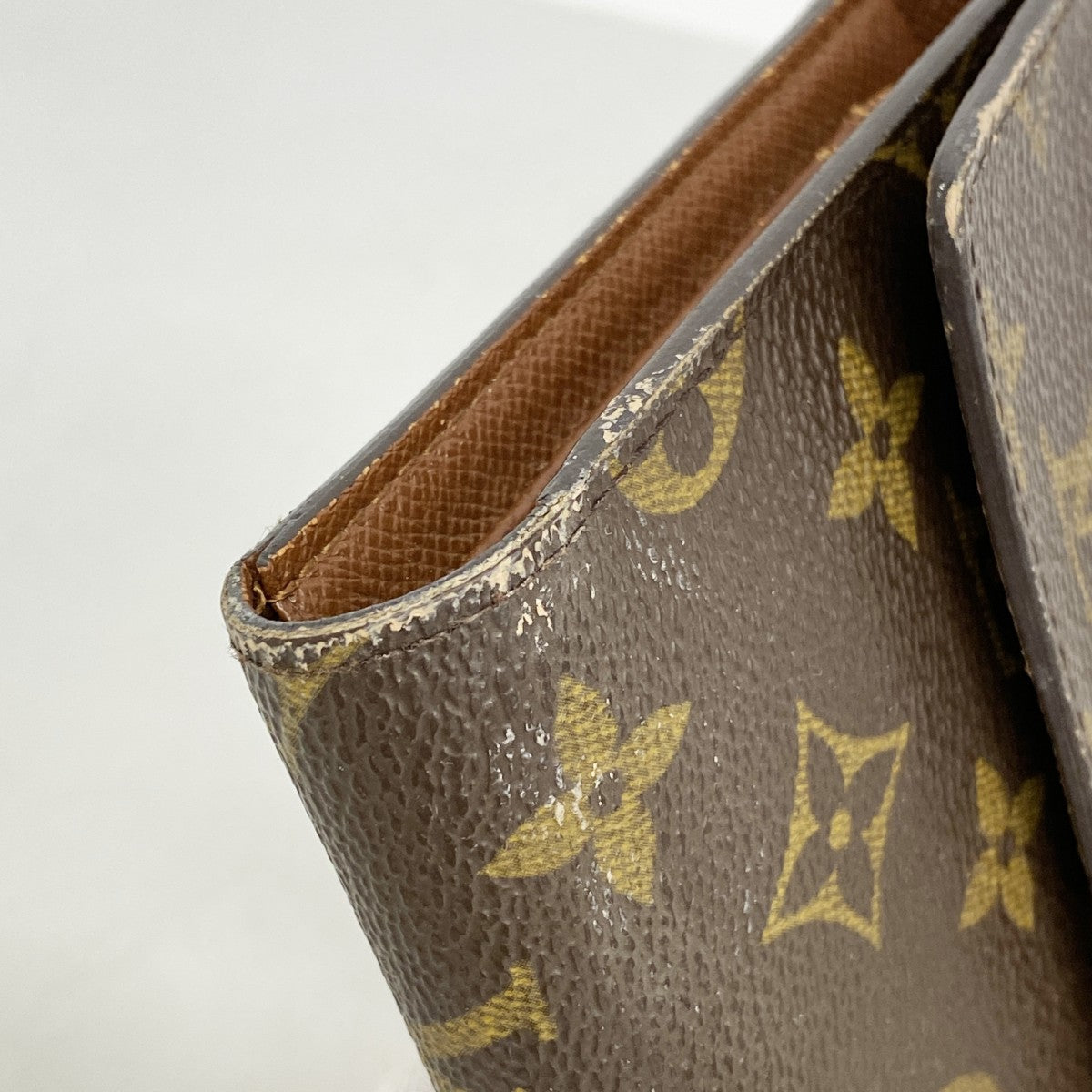 【6cb1455】ルイヴィトン 三つ折り財布 モノグラム ポルトトレゾールエテュイパピエ M61202 ブラウン【中古】メンズ レディース ユニセックス