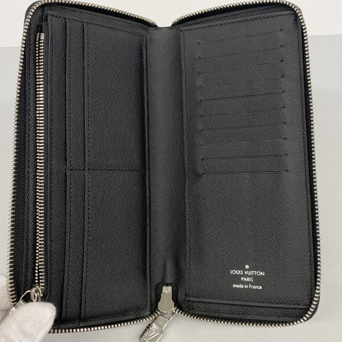 ★最終価格【6cb1553-k】ルイヴィトン 長財布 タイガ ジッピーウォレットヴェルティカル M30503 ノワール【中古】メンズ