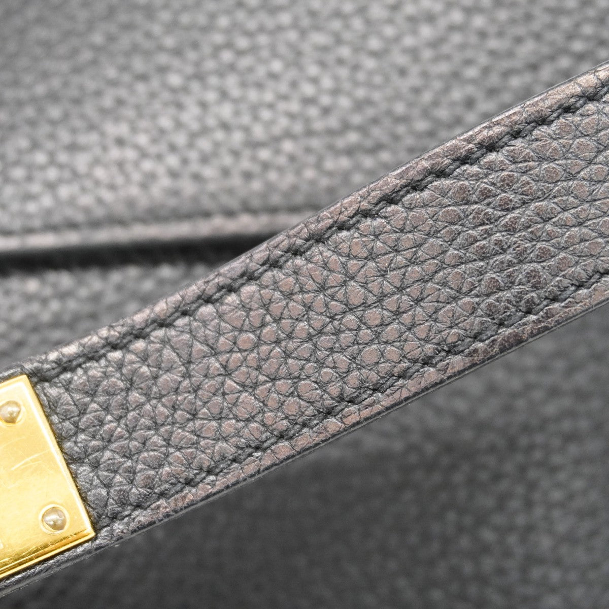 【6cb1705】エルメス ショルダーバッグ ショルダーケリー トゴ ブラック ゴールド金具 □L刻印【中古】レディース