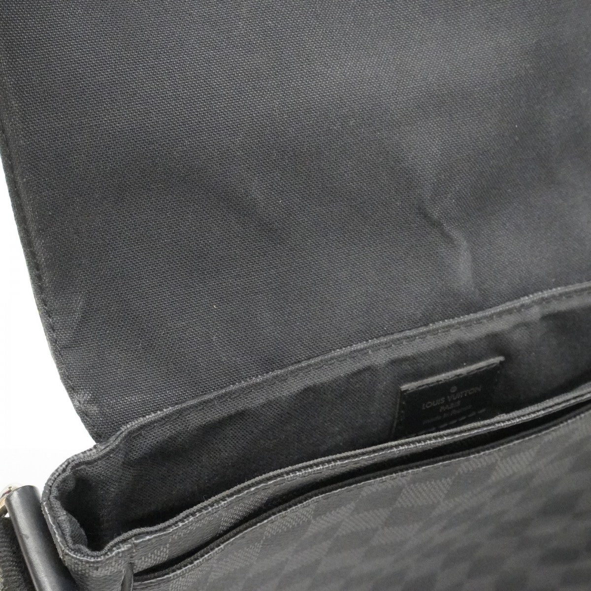 ★在庫処分★最終価格【6cb1763-k】ルイヴィトン ショルダーバッグ ダミエ・グラフィット ディストリクトPM N41260 グレー ブラック【中古】メンズ