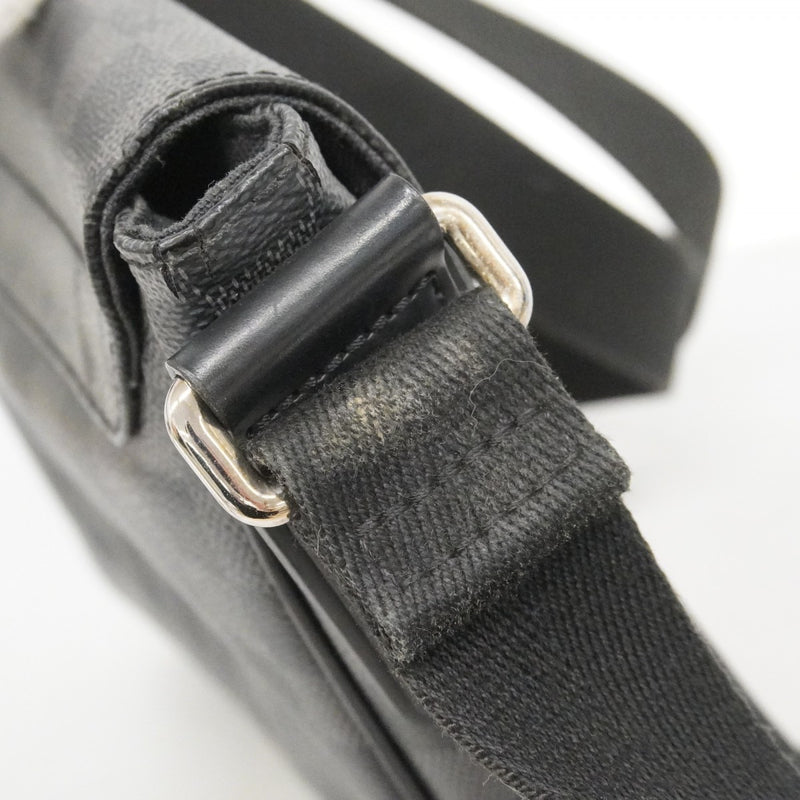 ★在庫処分★最終価格【6cb1763-k】ルイヴィトン ショルダーバッグ ダミエ・グラフィット ディストリクトPM N41260 グレー ブラック【中古】メンズ