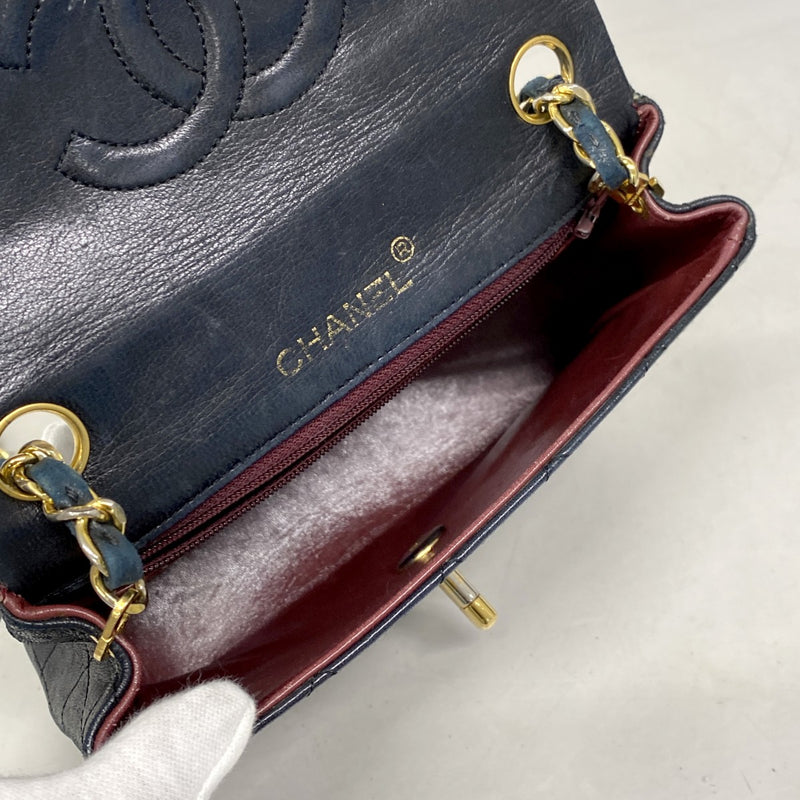 【6cb1797】シャネル ショルダーバッグ ミニマトラッセ チェーンショルダー ラムスキン ブラック ゴールド金具【中古】レディース