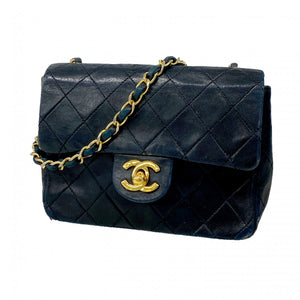 【6cb1797】シャネル ショルダーバッグ ミニマトラッセ チェーンショルダー ラムスキン ブラック ゴールド金具【中古】レディース