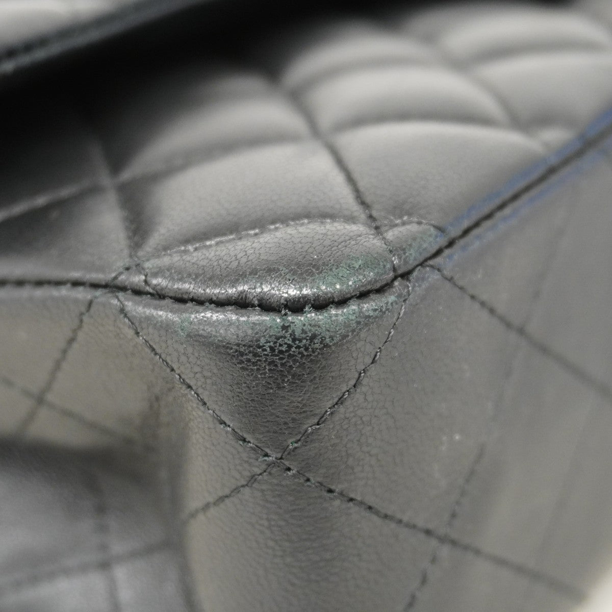 【6cb1847】シャネル ショルダーバッグ マトラッセ Wフラップ Wチェーン ラムスキン ブラック シルバー金具【中古】レディース