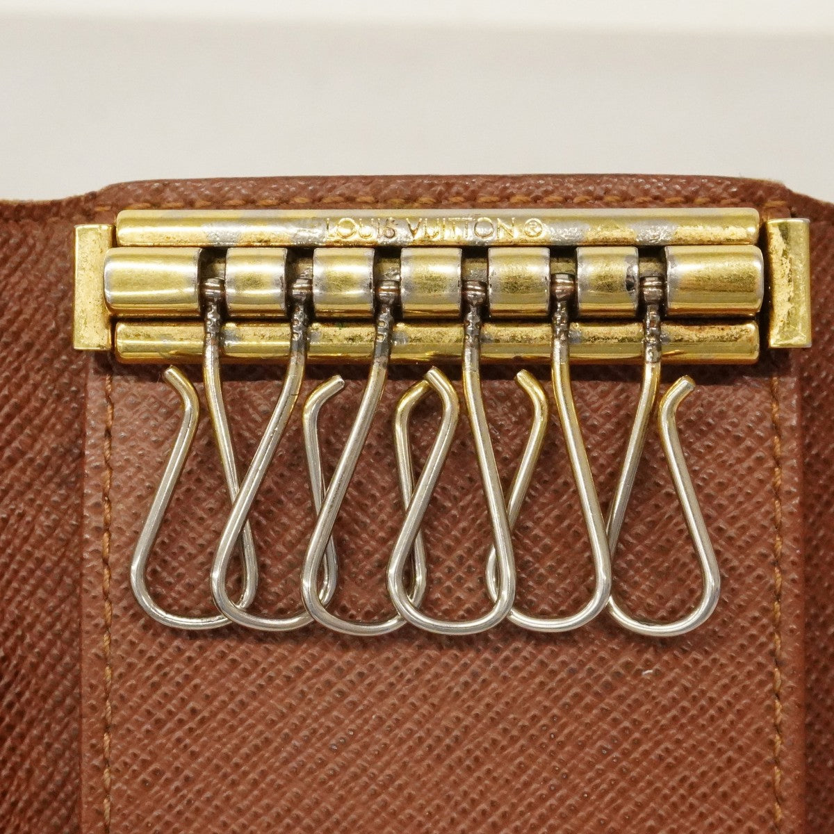 【6cb2283】ルイヴィトン キーケース モノグラム ミュルティクレ6 M62630 ブラウン【中古】メンズ レディース ユニセックス