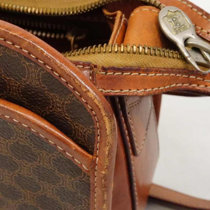 【6cb2286】セリーヌ ショルダーバッグ マカダム PVC ブラウン ゴールド金具【中古】レディース