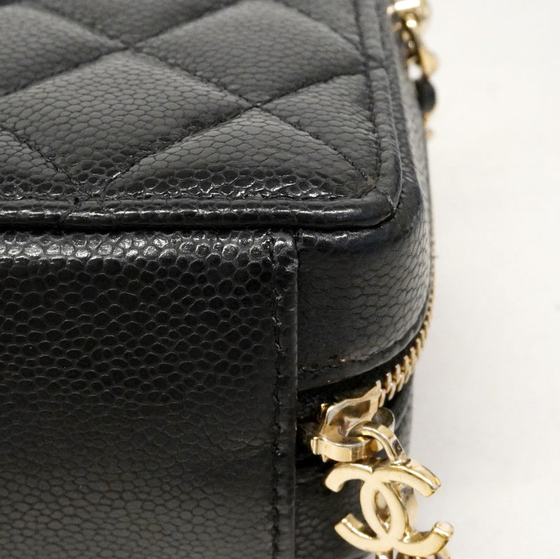 【6cb2289】シャネル ショルダーバッグ マトラッセ チェーンショルダー キャビアスキン ブラック シャンパンゴールド金具【中古】レディース