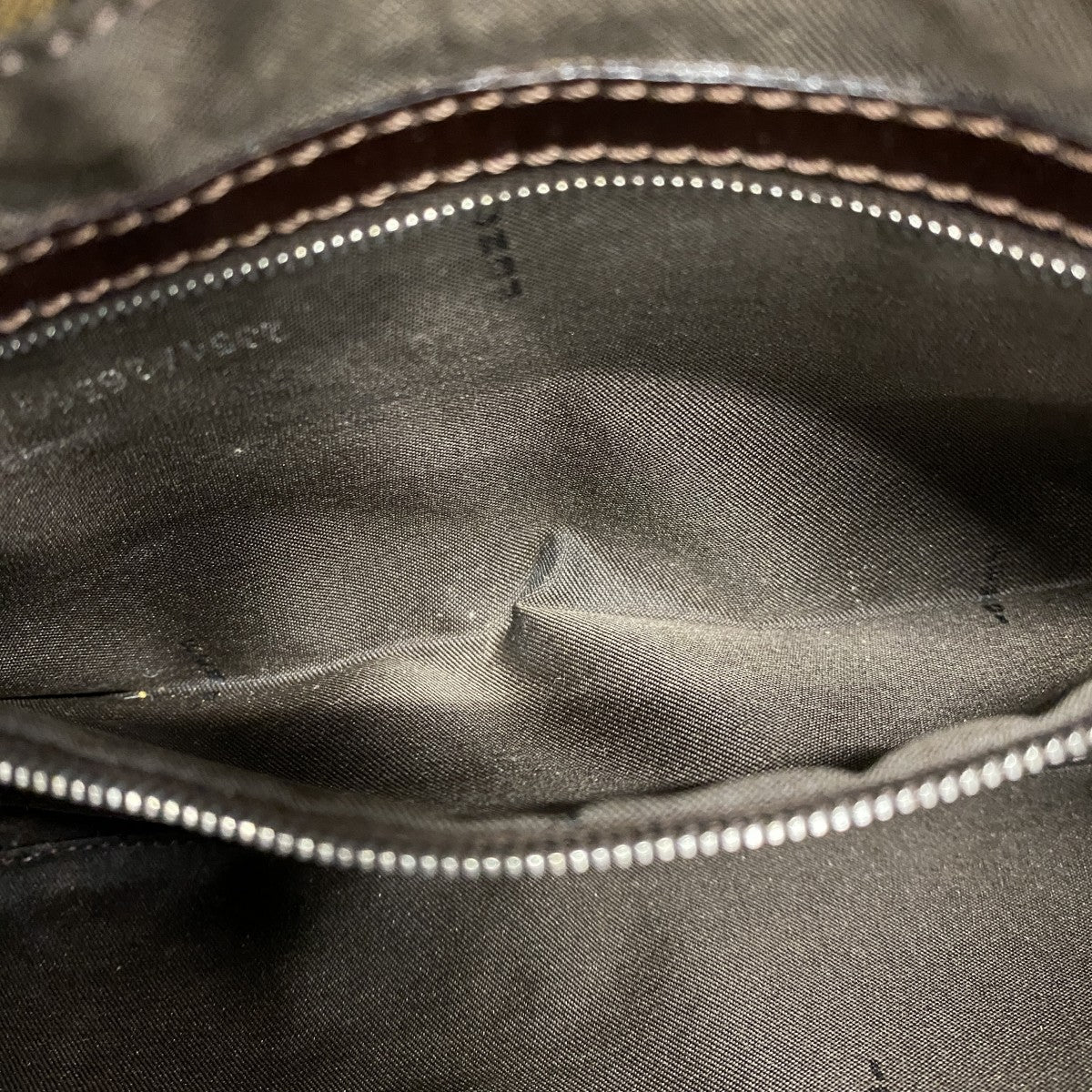 【6cb2333】フェンディ ショルダーバッグ ズッカ ナイロンキャンバス ブラウン シルバー金具【中古】レディース