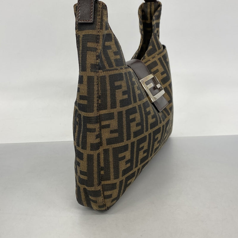 【6cb2333】フェンディ ショルダーバッグ ズッカ ナイロンキャンバス ブラウン シルバー金具【中古】レディース