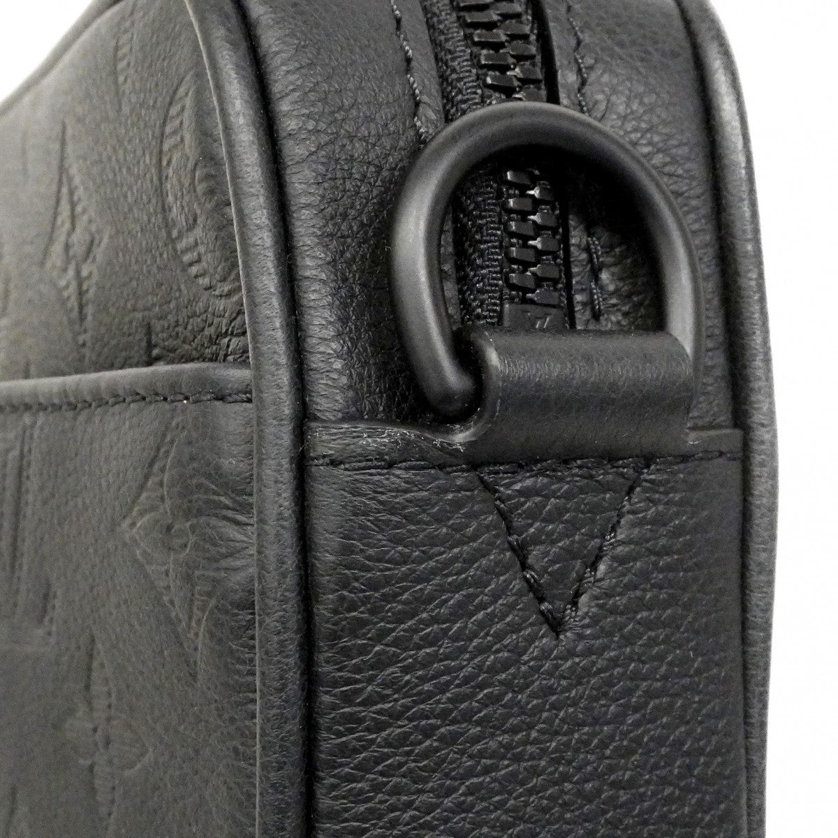 【6cb2466】ルイヴィトン ショルダーバッグ モノグラム･シャドウ トリオ･メッセンジャー M26713 ノワール【中古】メンズ