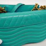 【6cb2727】ルイヴィトン ショルダーバッグ ニューウェーブ チェーンバッグMM M51946 ターコイズブルー【中古】レディース