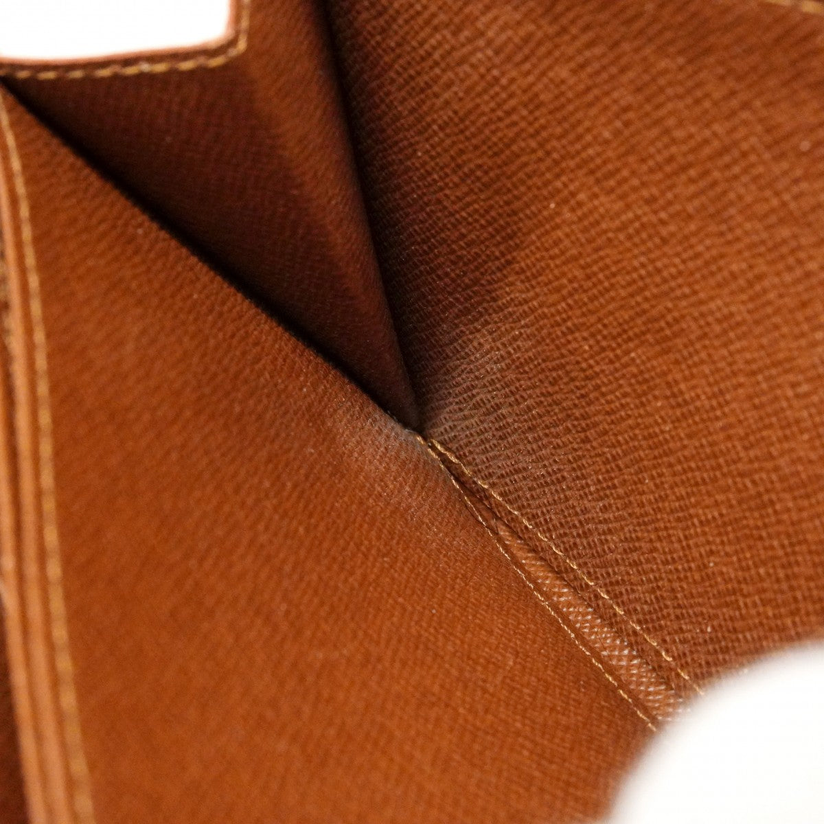 【6cb2729】ルイヴィトン 長財布 モノグラム ジッピーウォレット M60017 ブラウン【中古】メンズ レディース ユニセックス