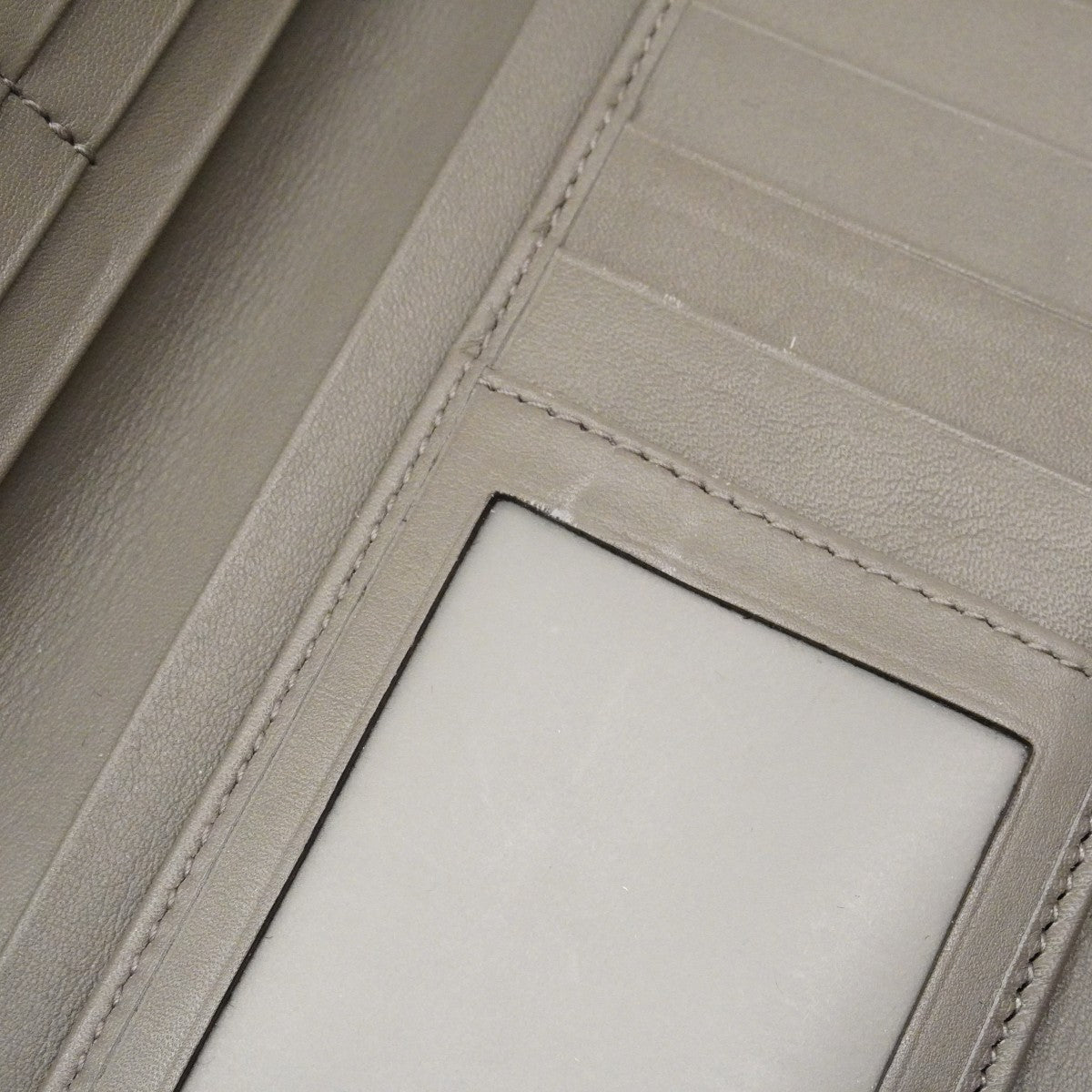 【6cb2775】グッチ 長財布 マイクログッチシマ 449364 レザー グレー シャンパンゴールド金具【中古】レディース