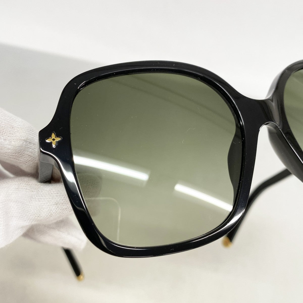 【6cc3475】ルイヴィトン サングラス マイモノグラムライトスクエア Z1861E ブラック【中古】レディース