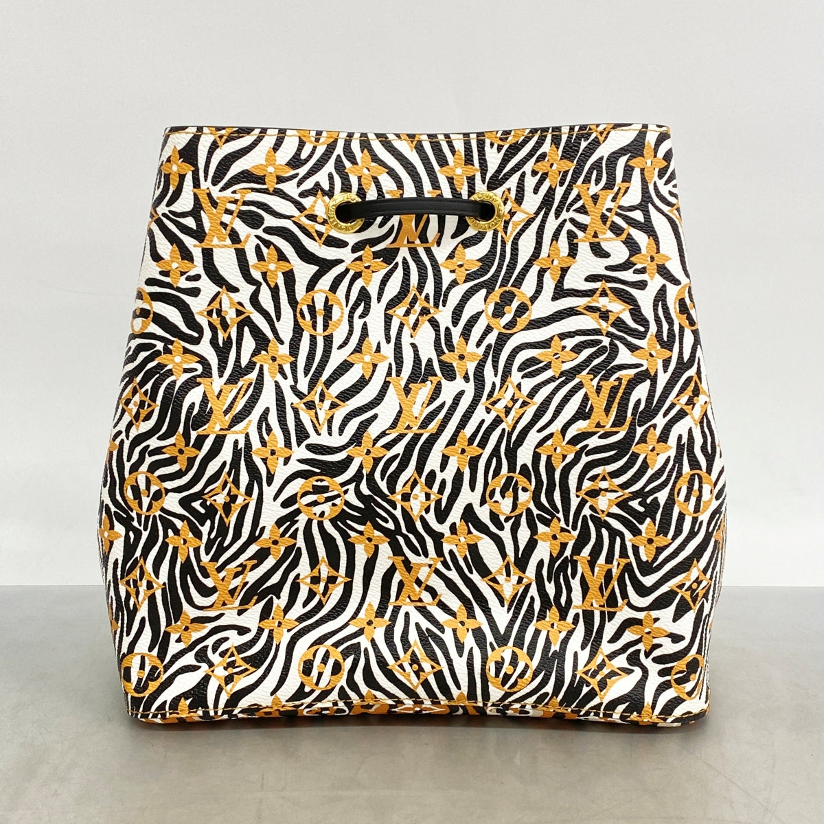 ★最終価格【6cc3543-k】ルイヴィトン ショルダーバッグ モノグラム･ジャングル ネオノエ M44679 ホワイト ブラック イヴォワール【中古】レディース