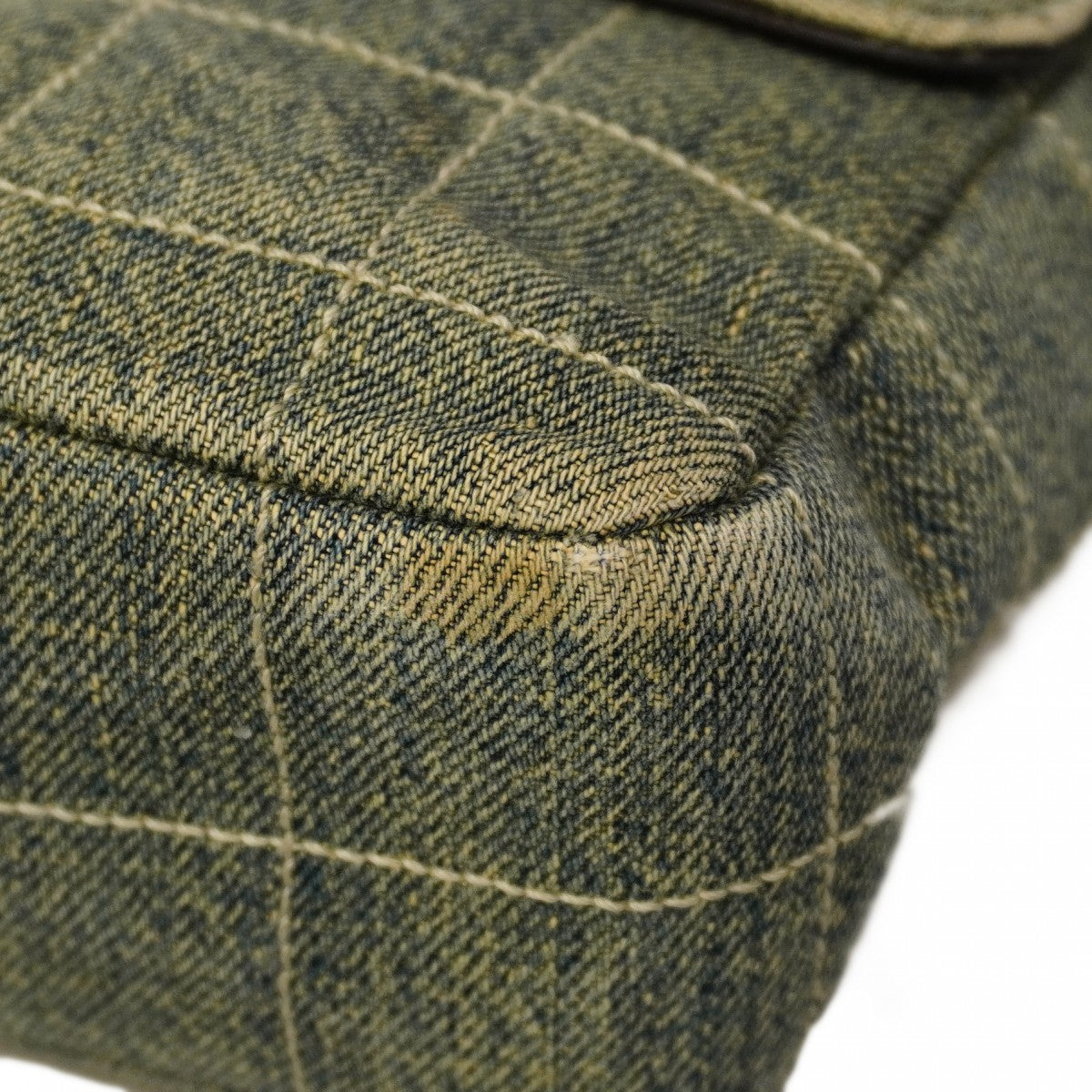 【6cc4021-k】シャネル ショルダーバッグ チョコバー Wチェーン デニム ブルー シルバー金具【中古】レディース