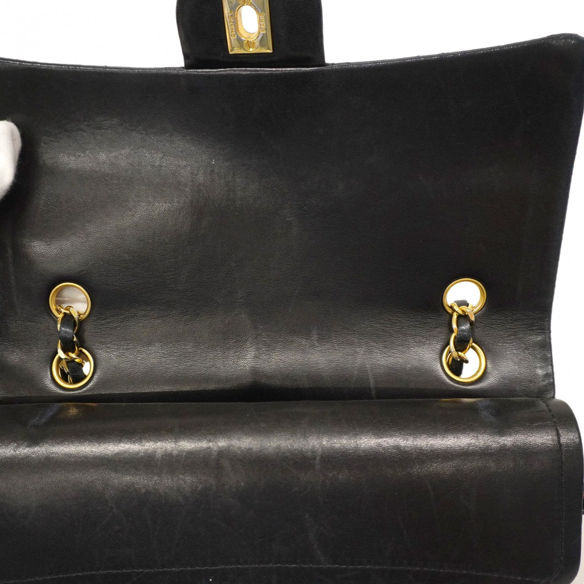 【6cc4022-k】シャネル ショルダーバッグ マトラッセ Wフラップ Wチェーン ラムスキン ブラック ゴールド金具【中古】レディース