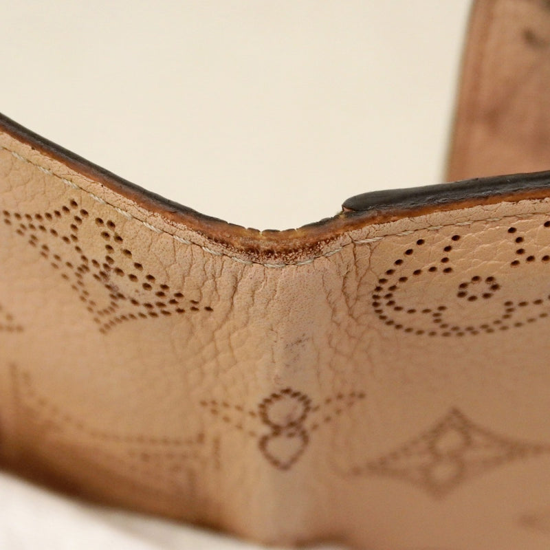 【6cc4047-k】ルイヴィトン キーケース マヒナ ミュルティクレ4 M64056 マグノリア【中古】レディース